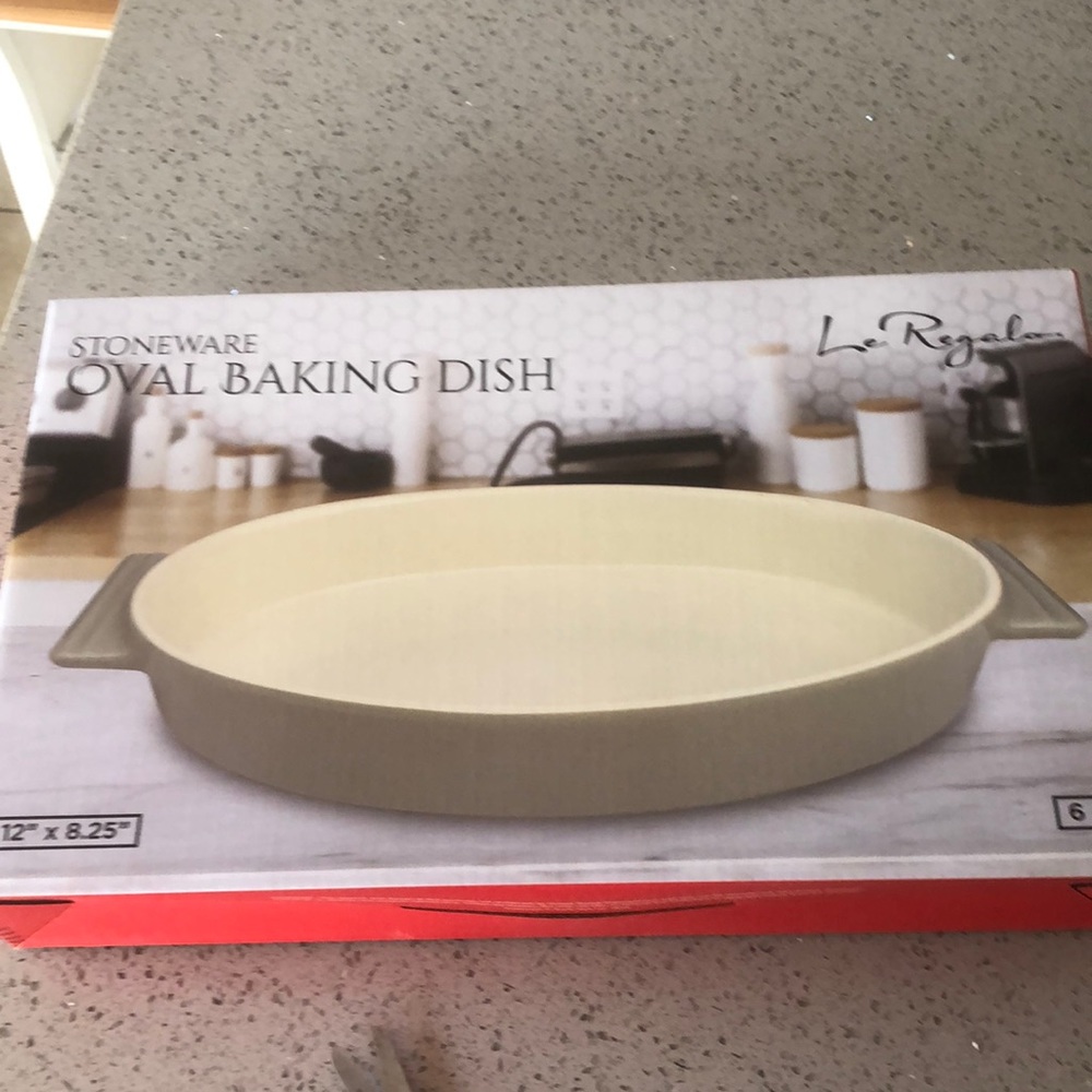 OVAL BAKING DISH